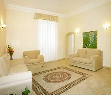 Embassy 3* Рим