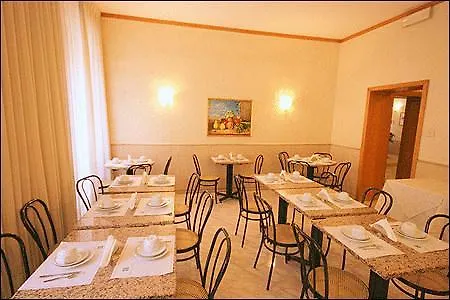Отель Embassy Рим