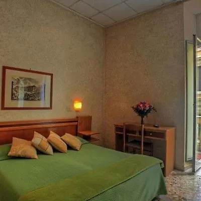 Embassy Hotel Rom